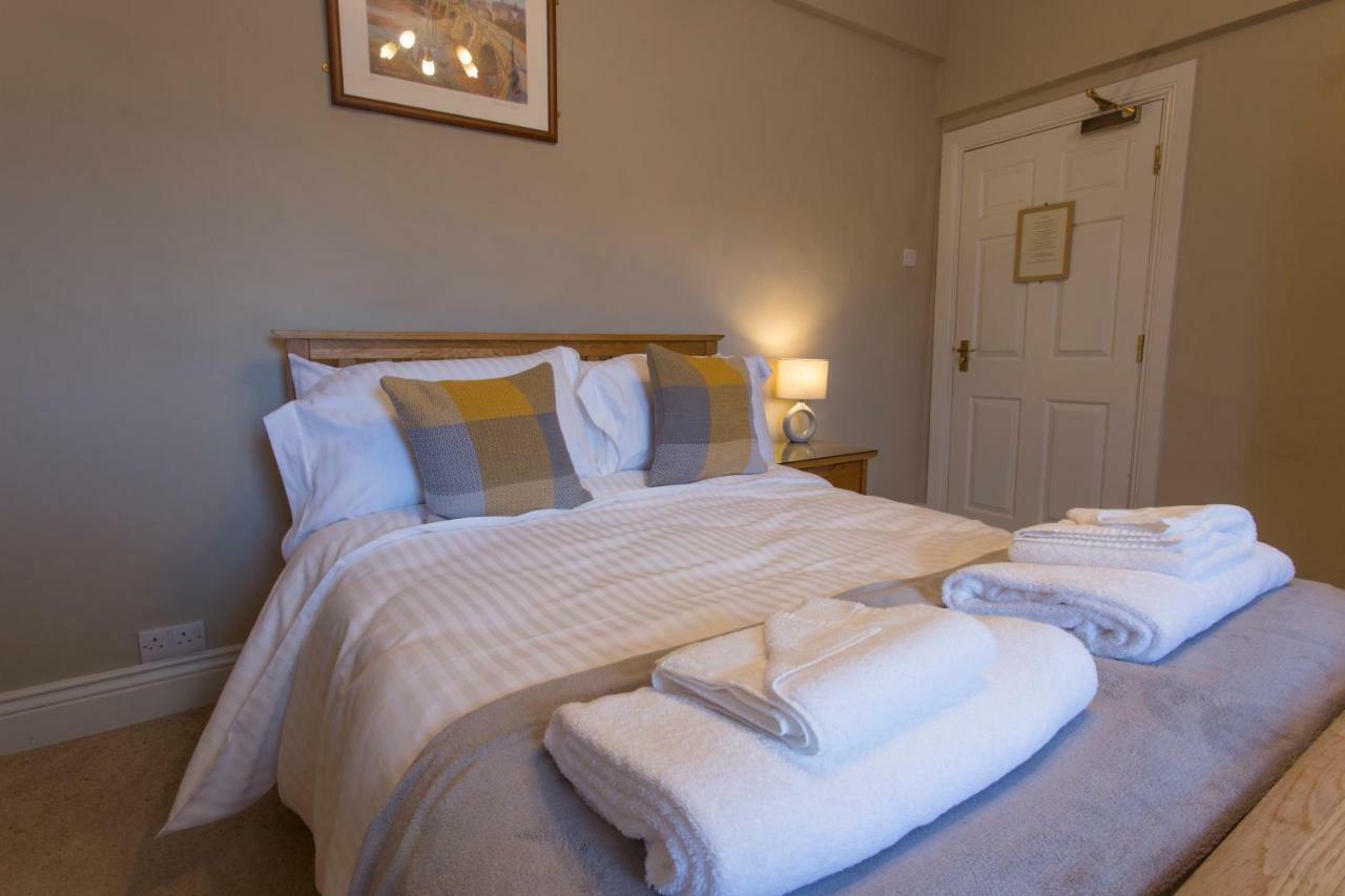 كوربريدج The Wheatsheaf Hotel المظهر الخارجي الصورة