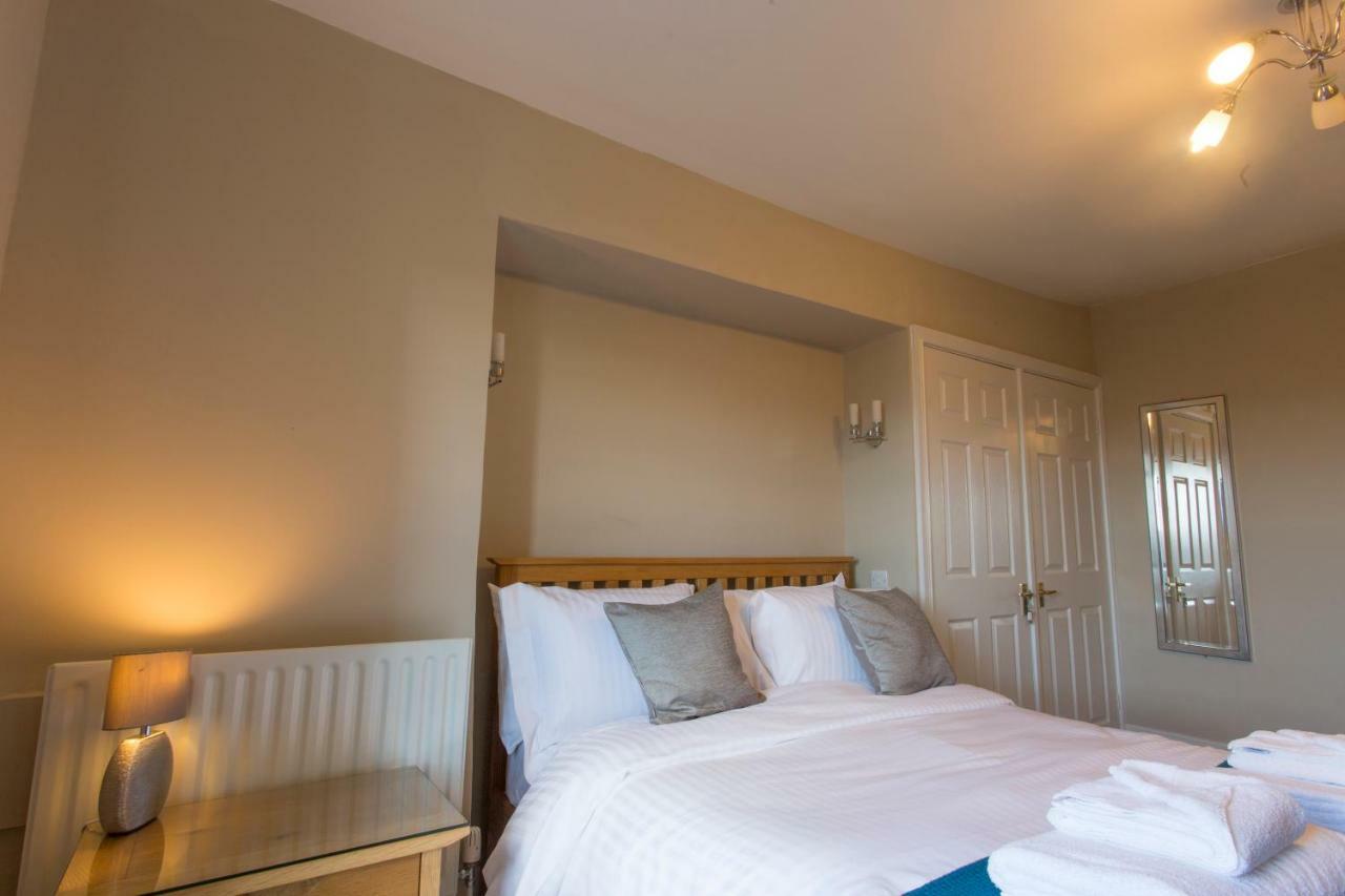 كوربريدج The Wheatsheaf Hotel المظهر الخارجي الصورة